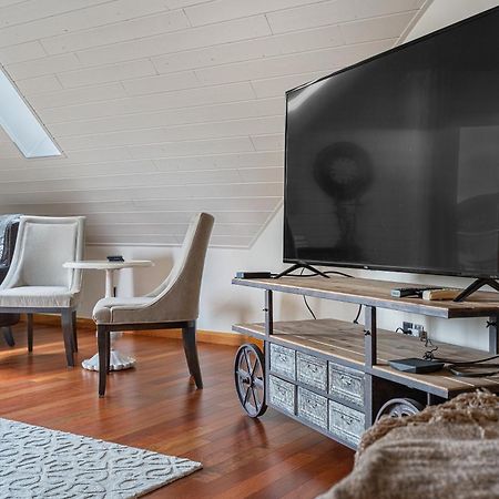 Parkland301 Sunlit 2,000 Ft² Penthouse With Mtn View Appartement Canmore Buitenkant foto
