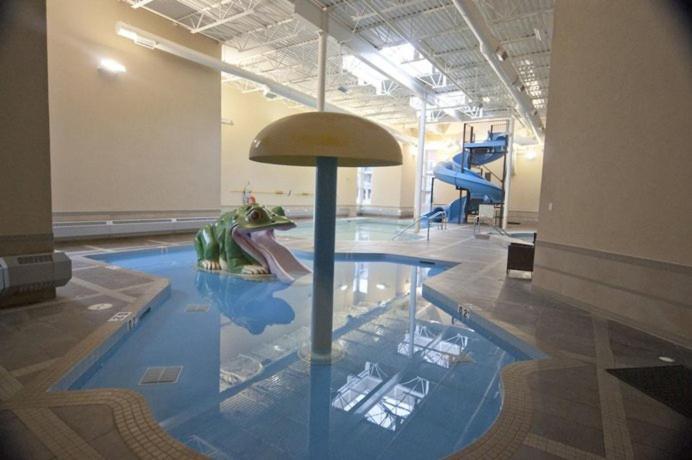 Parkland301 Sunlit 2,000 Ft² Penthouse With Mtn View Appartement Canmore Buitenkant foto