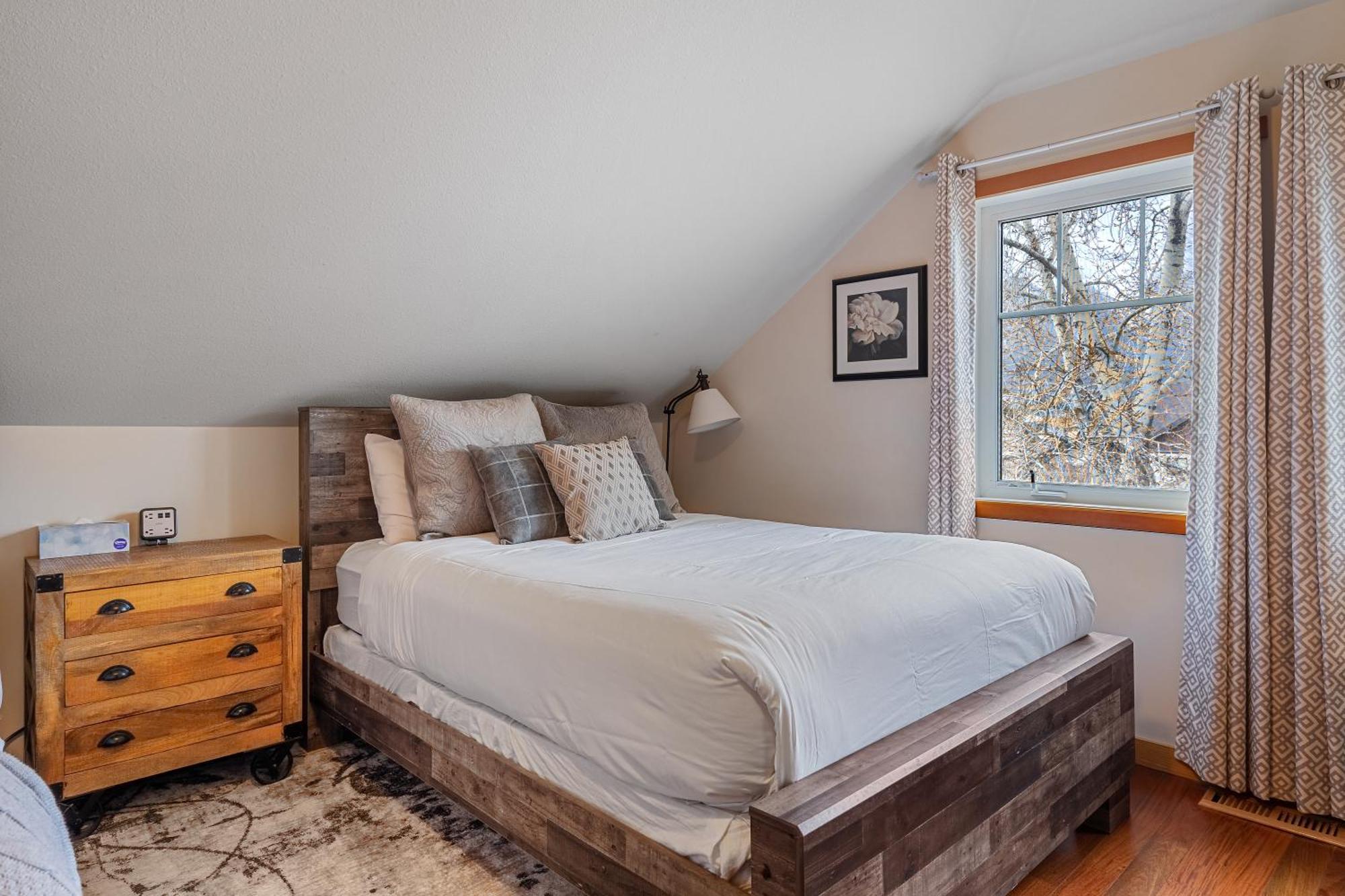 Parkland301 Sunlit 2,000 Ft² Penthouse With Mtn View Appartement Canmore Buitenkant foto