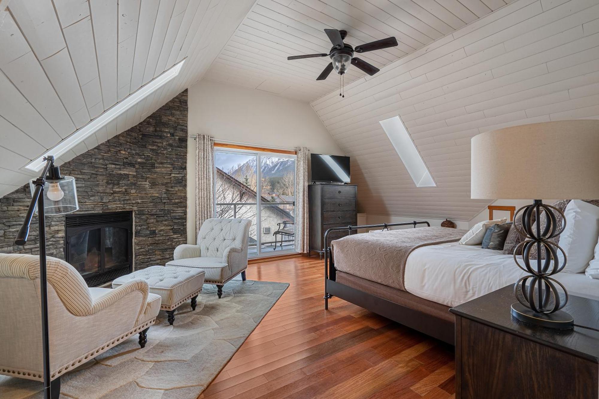 Parkland301 Sunlit 2,000 Ft² Penthouse With Mtn View Appartement Canmore Buitenkant foto